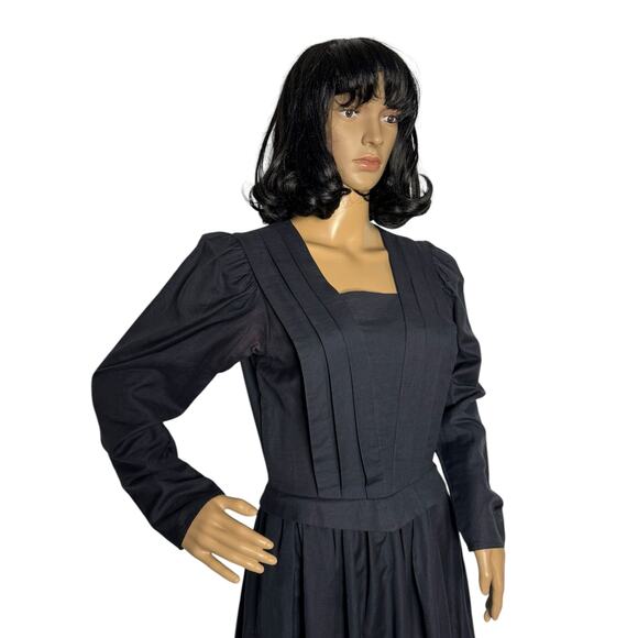 Vintage 70’s Diane Von Furstenberg Ladies Linen black midi dress size small - Picture 8 of 17